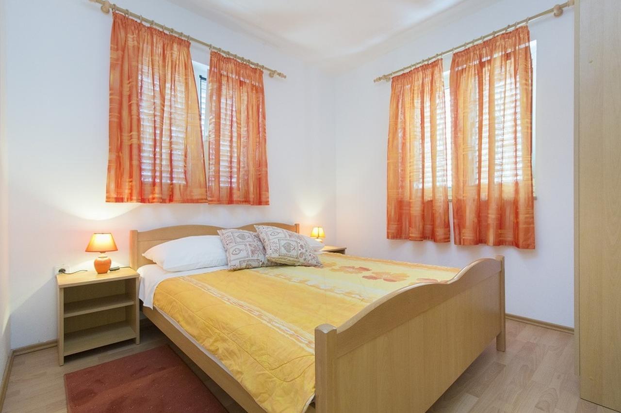 Apartments Dalibor Vodice Exterior foto